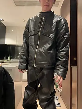 Snapshot of 1a1a1alll chatting on March 6, 2025, 2:29 pm 1a1a1alll online show from March 6, 2025, 2:29 pm