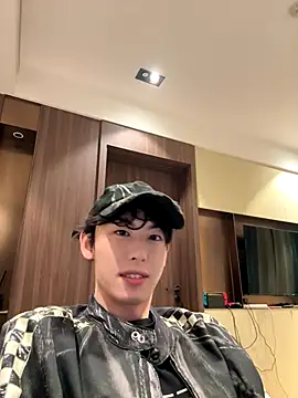 Snapshot of 1a1a1alll chatting on September 23, 2025, 2:46 pm 1a1a1alll online show from September 23, 2025, 2:46 pm