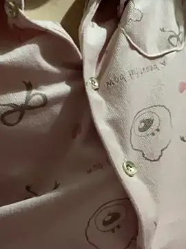 Snapshot of Milk_Mom99 chatting on February 11, 2025, 6:30 am Milk Mom99 online show from February 11, 2025, 6:30 am