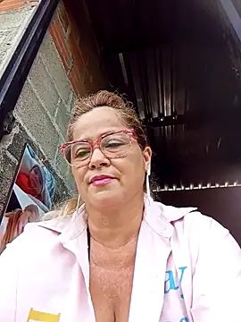 natally ross21 online show from March 21, 2025, 2:29 pm