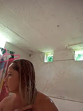 natally ross21 online show from October 21, 2025, 4:17 pm