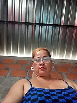 natally ross21 online show from September 18, 2025, 3:26 pm