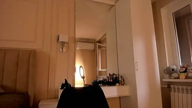 melissa yamazaki online show from October 21, 2025, 7:19 am