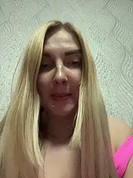 Snapshot of Aleksandrakis chatting on March 16, 2025, 10:20 pm Aleksandrakis online show from March 16, 2025, 10:20 pm