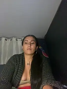 luna asss online show from May 18, 2026, 1:39 am