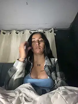 luna asss online show from February 3, 2026, 12:43 pm