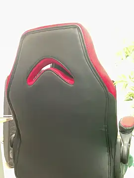 luna asss online show from March 6, 2025, 5:11 pm