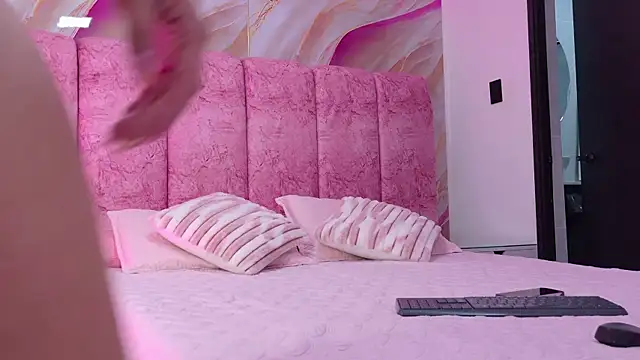 Snapshot of kendal_rossi chatting on March 30, 2026, 11:55 am kendal rossi online show from March 30, 2026, 11:55 am