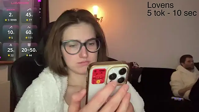 Snapshot of Sexy_Sweets chatting on February 13, 2026, 12:43 am Sexy Sweets online show from February 13, 2026, 12:43 am