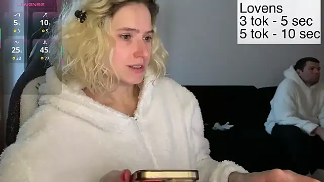 Snapshot of Sexy_Sweets chatting on January 16, 2026, 1:04 pm Sexy Sweets online show from January 16, 2026, 1:04 pm