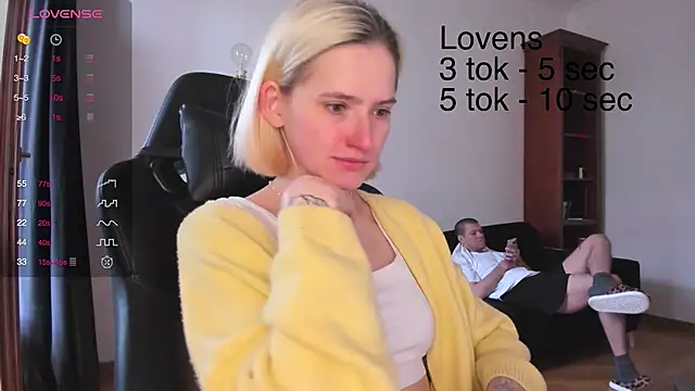 Sexy Sweets online show from October 28, 2025, 9:19 am