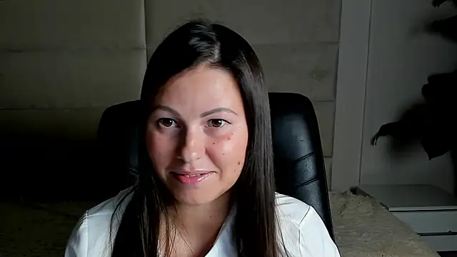 Dana  dom online show from October 12, 2025, 1:01 pm