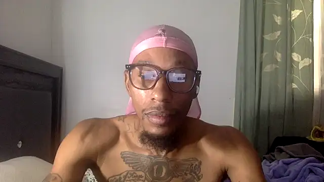 KingDerRico online show from October 12, 2025, 6:20 pm