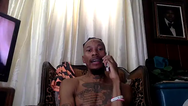 KingDerRico online show from November 22, 2025, 5:45 pm