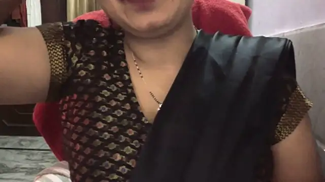 Snapshot of Gulaboo_bhabi chatting on February 10, 2026, 5:34 pm Gulaboo bhabi online show from February 10, 2026, 5:34 pm