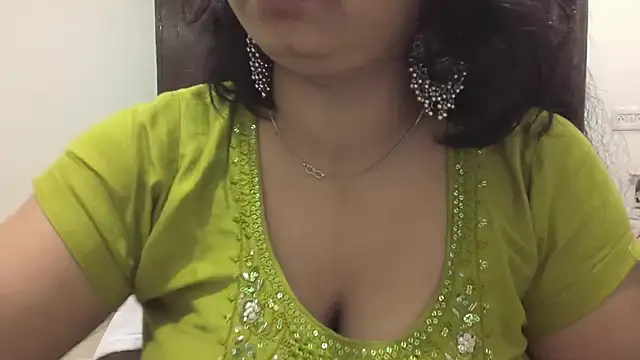 Snapshot of Gulaboo_bhabi chatting on March 15, 2025, 10:00 pm Gulaboo bhabi online show from March 15, 2025, 10:00 pm