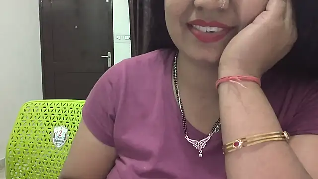 Snapshot of Gulaboo_bhabi chatting on February 24, 2025, 3:31 pm Gulaboo bhabi online show from February 24, 2025, 3:31 pm