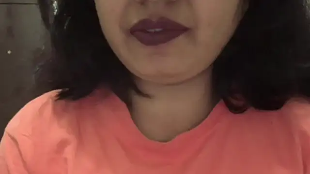Snapshot of Gulaboo_bhabi chatting on March 7, 2025, 8:11 pm Gulaboo bhabi online show from March 7, 2025, 8:11 pm