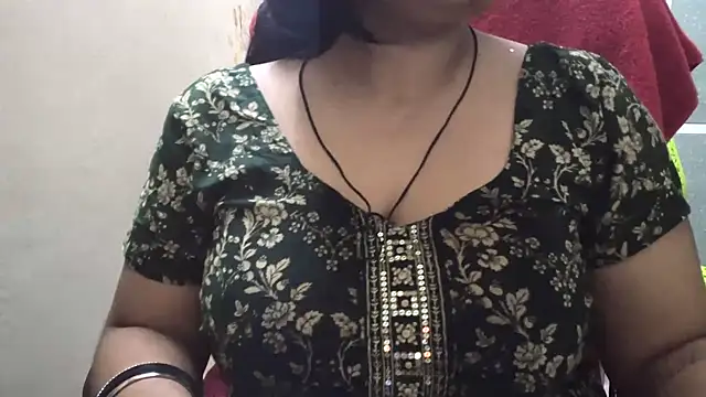 Snapshot of Gulaboo_bhabi chatting on September 15, 2025, 5:02 pm Gulaboo bhabi online show from September 15, 2025, 5:02 pm