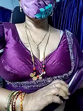 Rani Darling 99 online show from April 21, 2026, 9:32 pm