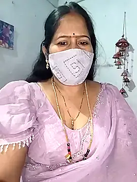 Snapshot of Rani_Darling_99 chatting on October 22, 2025, 4:06 pm Rani Darling 99 online show from October 22, 2025, 4:06 pm