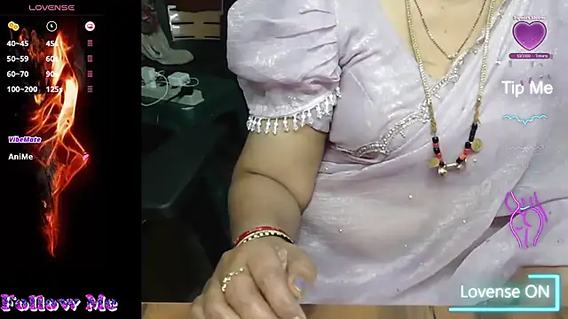 Snapshot of Rani_Darling_99 chatting on November 29, 2025, 7:14 pm Rani Darling 99 online show from November 29, 2025, 7:14 pm