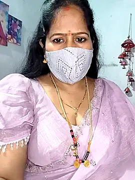 Snapshot of Rani_Darling_99 chatting on October 25, 2025, 3:34 pm Rani Darling 99 online show from October 25, 2025, 3:34 pm