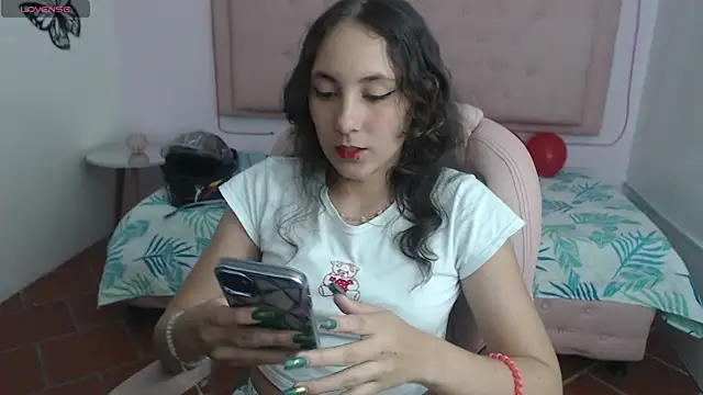 Snapshot of xlunna chatting on February 14, 2025, 10:47 pm xlunna online show from February 14, 2025, 10:47 pm