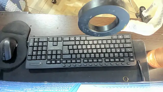 Amy Walker online show from December 14, 2025, 4:34 pm