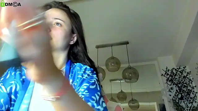 Snapshot of IreneVON chatting on March 30, 2026, 3:19 am IreneVON online show from March 30, 2026, 3:19 am