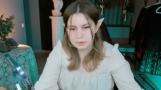 Snapshot of FioraMarmoris chatting on February 28, 2025, 3:48 pm FioraMarmoris online show from February 28, 2025, 3:48 pm