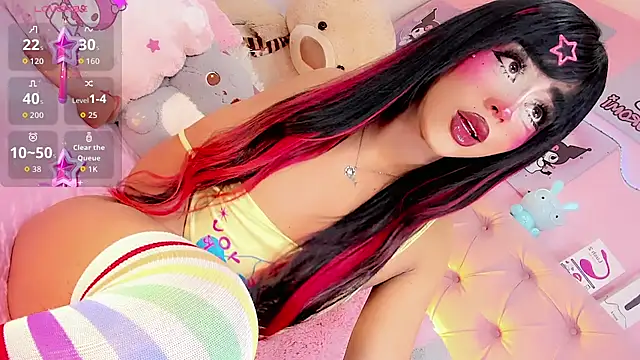 Snapshot of Cute_Roxxy chatting on May 10, 2026, 12:25 am Cute Roxxy online show from May 10, 2026, 12:25 am