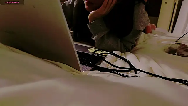 maii- online show from February 1, 2026, 12:14 pm