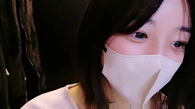 Snapshot of HaruruHappy chatting on March 1, 2025, 4:58 am HaruruHappy online show from March 1, 2025, 4:58 am