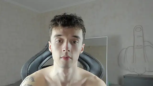 Snapshot of MasonWarholl chatting on October 15, 2025, 4:26 pm MasonWarholl online show from October 15, 2025, 4:26 pm