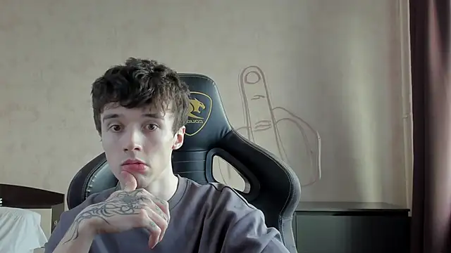 Snapshot of MasonWarholl chatting on March 8, 2026, 12:41 pm MasonWarholl online show from March 8, 2026, 12:41 pm