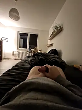 Lion132233 online show from December 22, 2025, 4:18 pm