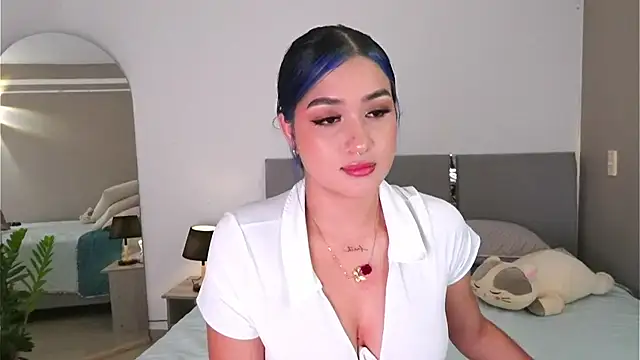 AnnyHizzle online show from September 10, 2025, 2:10 am