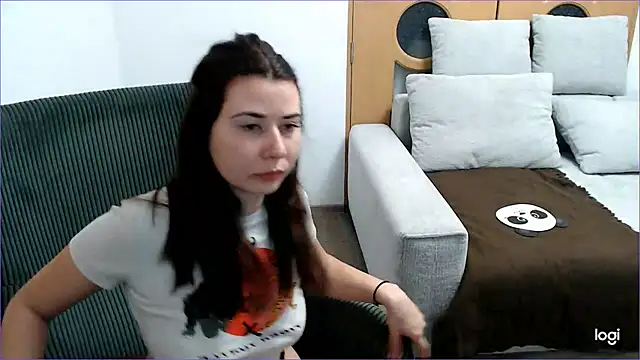 VioletaFlower7 online show from December 21, 2025, 8:16 am