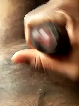 Aunty Loverboy69 online show from December 30, 2024, 9:16 am