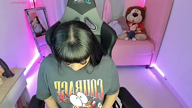 zoesullivan online show from January 28, 2025, 9:30 am