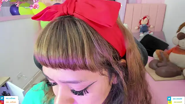 zoesullivan online show from November 13, 2025, 9:57 am