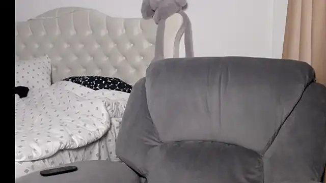 NaughtyAdda online show from September 20, 2025, 9:42 pm