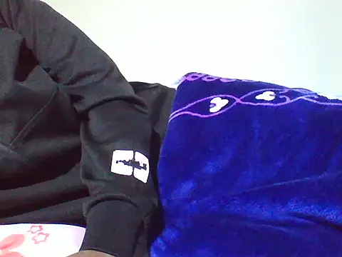Snapshot of naughtycate_ chatting on June 15, 2026, 7:02 pm naughtycate online show from June 15, 2026, 7:02 pm