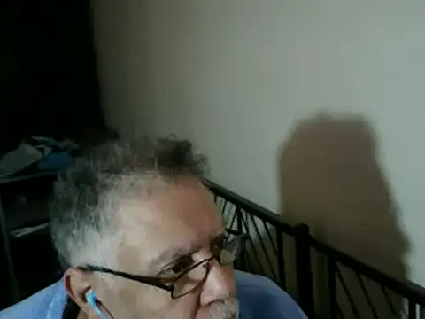 100Tauros online show from December 17, 2025, 1:49 pm