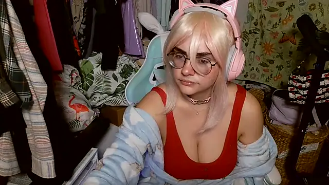 mochi rainbow online show from January 15, 2025, 8:26 pm