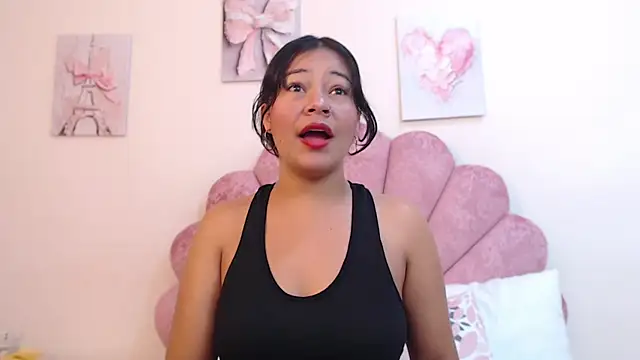 Snapshot of MilaaAdams chatting on July 12, 2026, 11:33 am MilaaAdams online show from July 12, 2026, 11:33 am