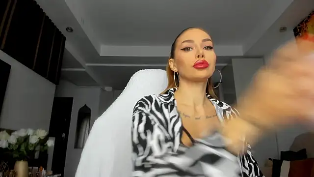 Alessa Burns online show from February 28, 2025, 5:15 am