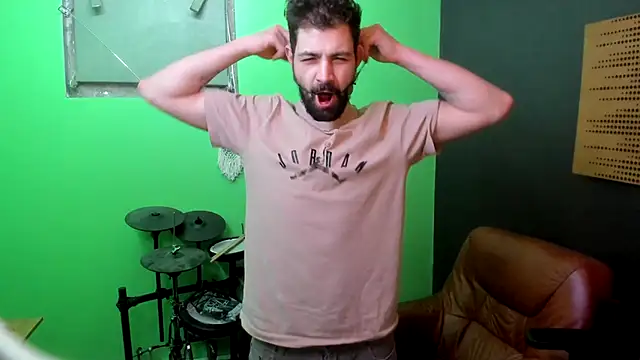 Snapshot of savage_daddyy chatting on February 4, 2025, 3:15 pm savage daddyy online show from February 4, 2025, 3:15 pm