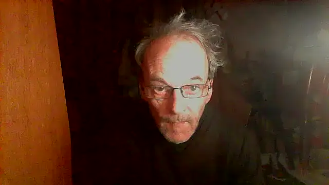 nice6incs online show from April 21, 2026, 11:44 pm